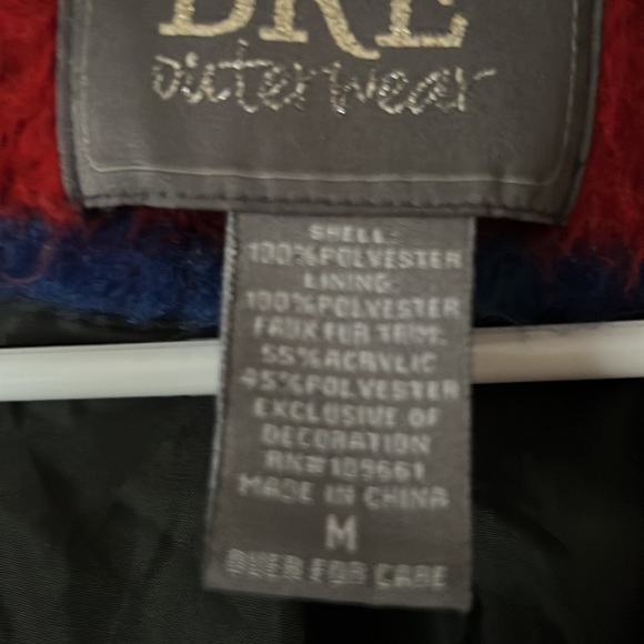 BKE Women’s Winter Coat Plaid Color Buttons on Front with tie size medium - Picture 4 of 4